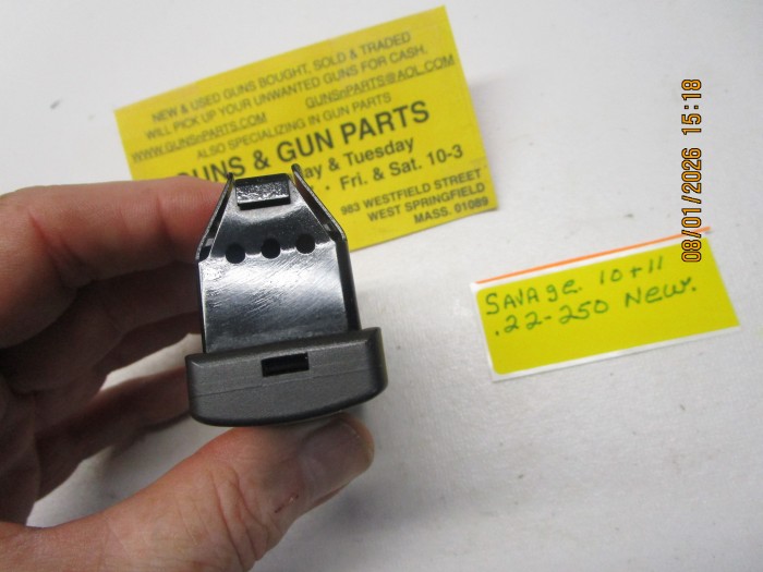 Savage factory clip for a model 10 &amp; 11 .22-250 NEW.