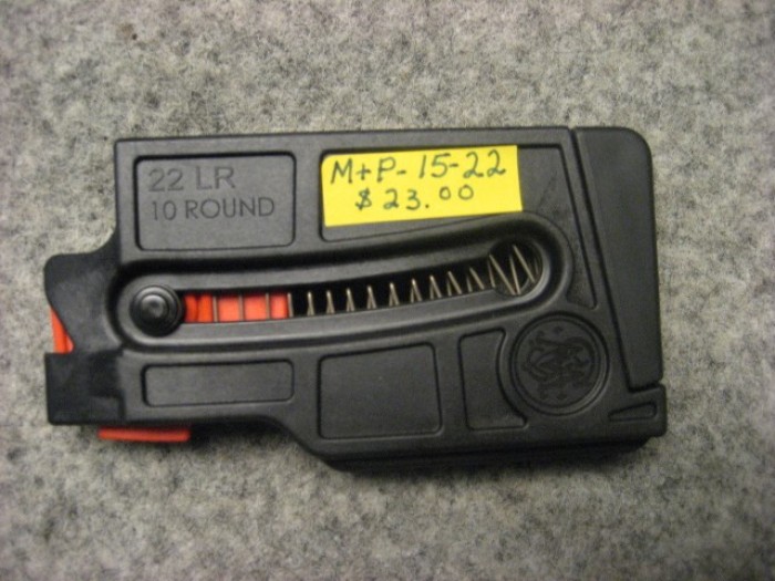 Smith & Wesson 15-22 clip new.