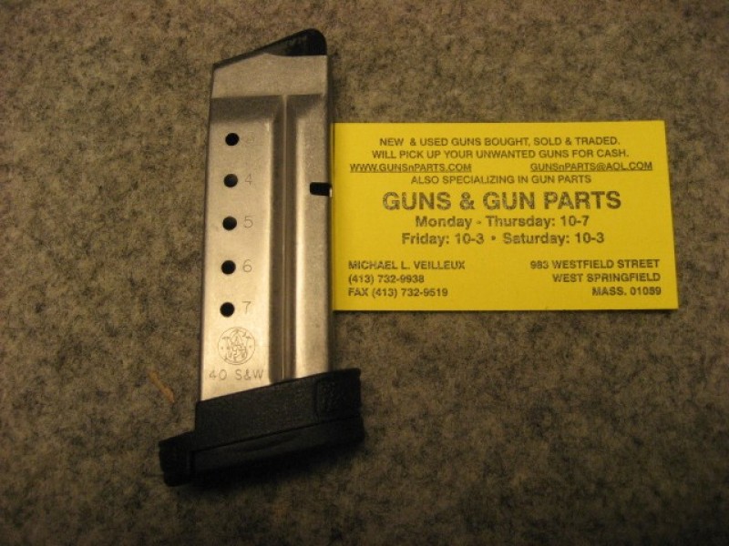 Smith & Wesson .40 caliber shield clip factory new. - Product Image