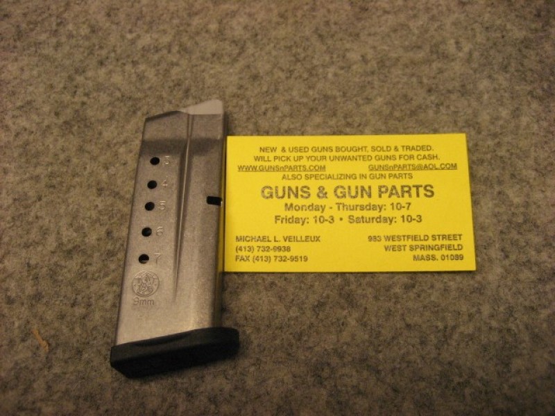 Smith & Wesson .9mm shield 7-round clip new.